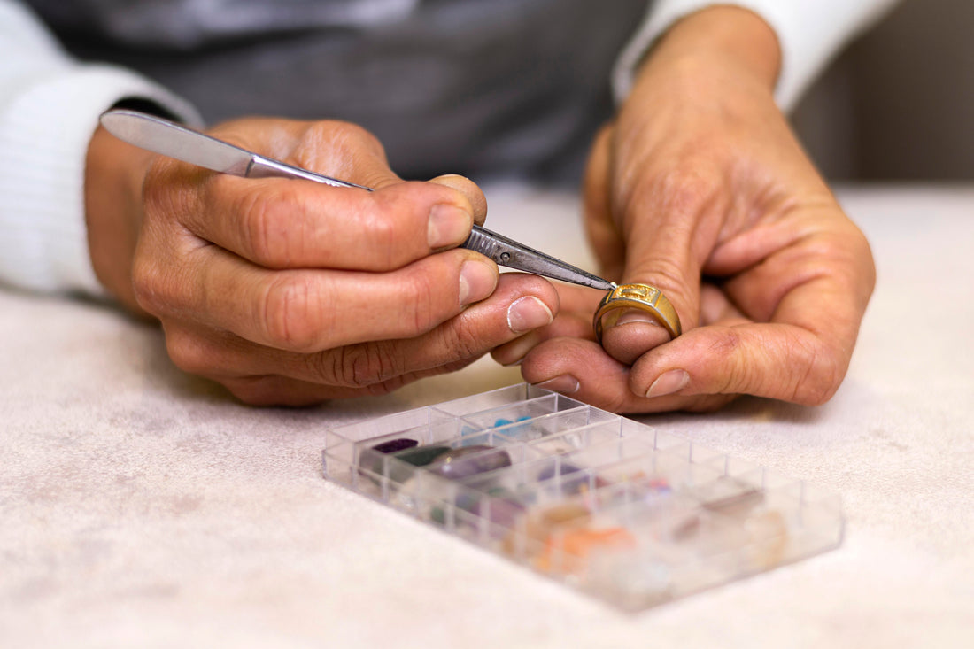 Von der Skizze zum Schmuckstück – so entsteht unsere Kollektion