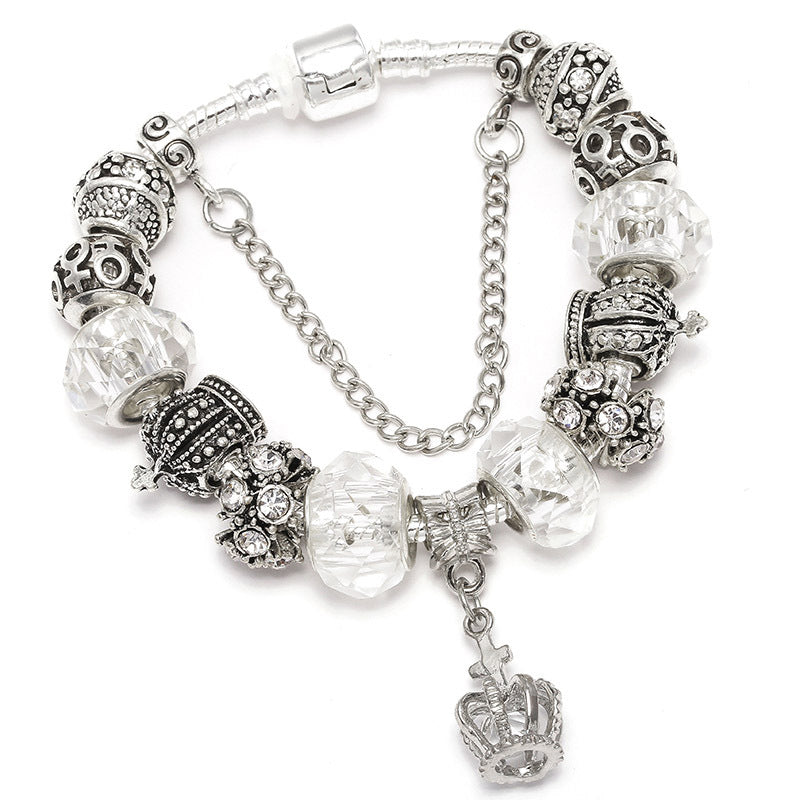 royal bloom – charm-armband mit krönchen & glanzdetails - lunastein