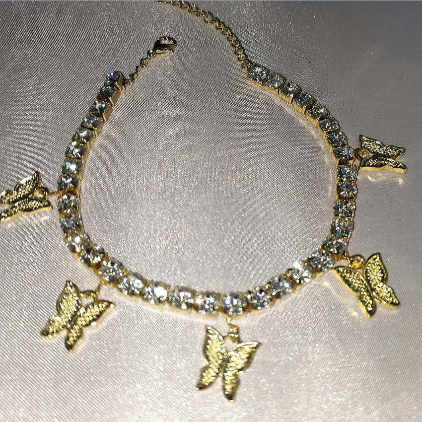 butterfly bliss – strass-fußkettchen mit schmetterlingsanhängern - lunastein - schmuck
