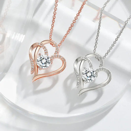Double Love – Herz-Halskette mit Rhinestones & Zirkonia in Rosé- oder Weißgold - Lunastein