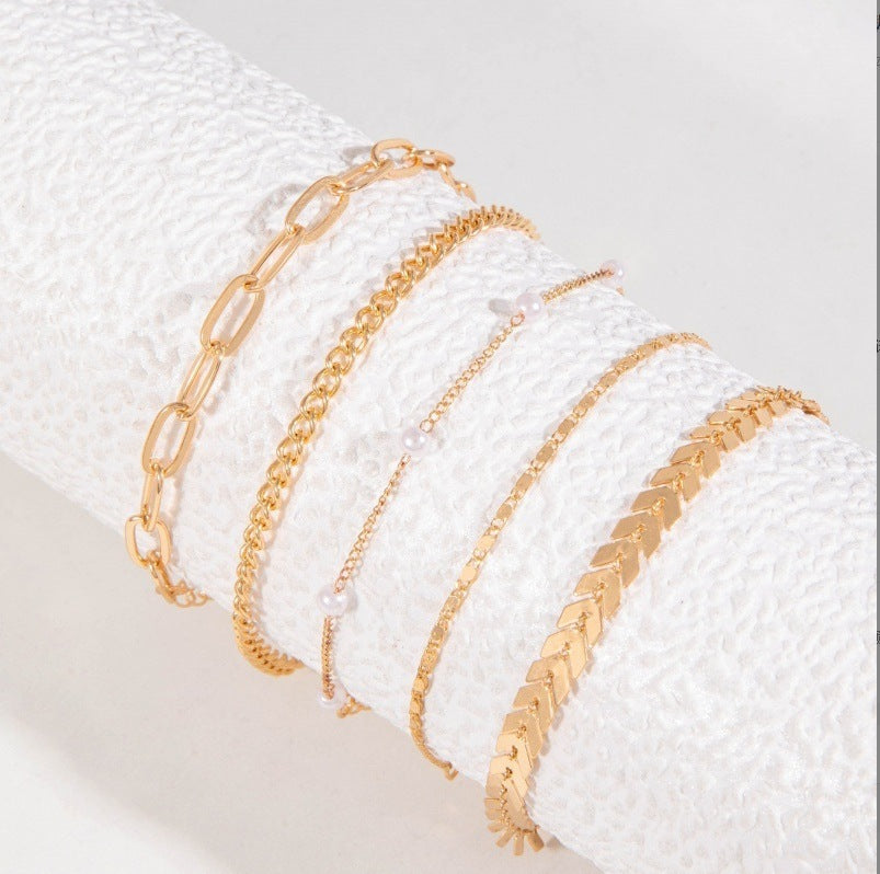 golden breeze – 5-teiliges perlen-fußkettchen-set für den sommer - lunastein - schmuck