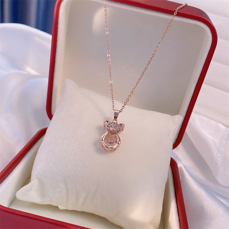 crown & charm – halskette mit zirkonia-anhänger in 11 zauberhaften designs - lunastein