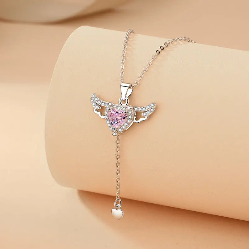 cupid's dream – halskette mit herz, flügeln & zirkonia in gold oder silber - lunastein