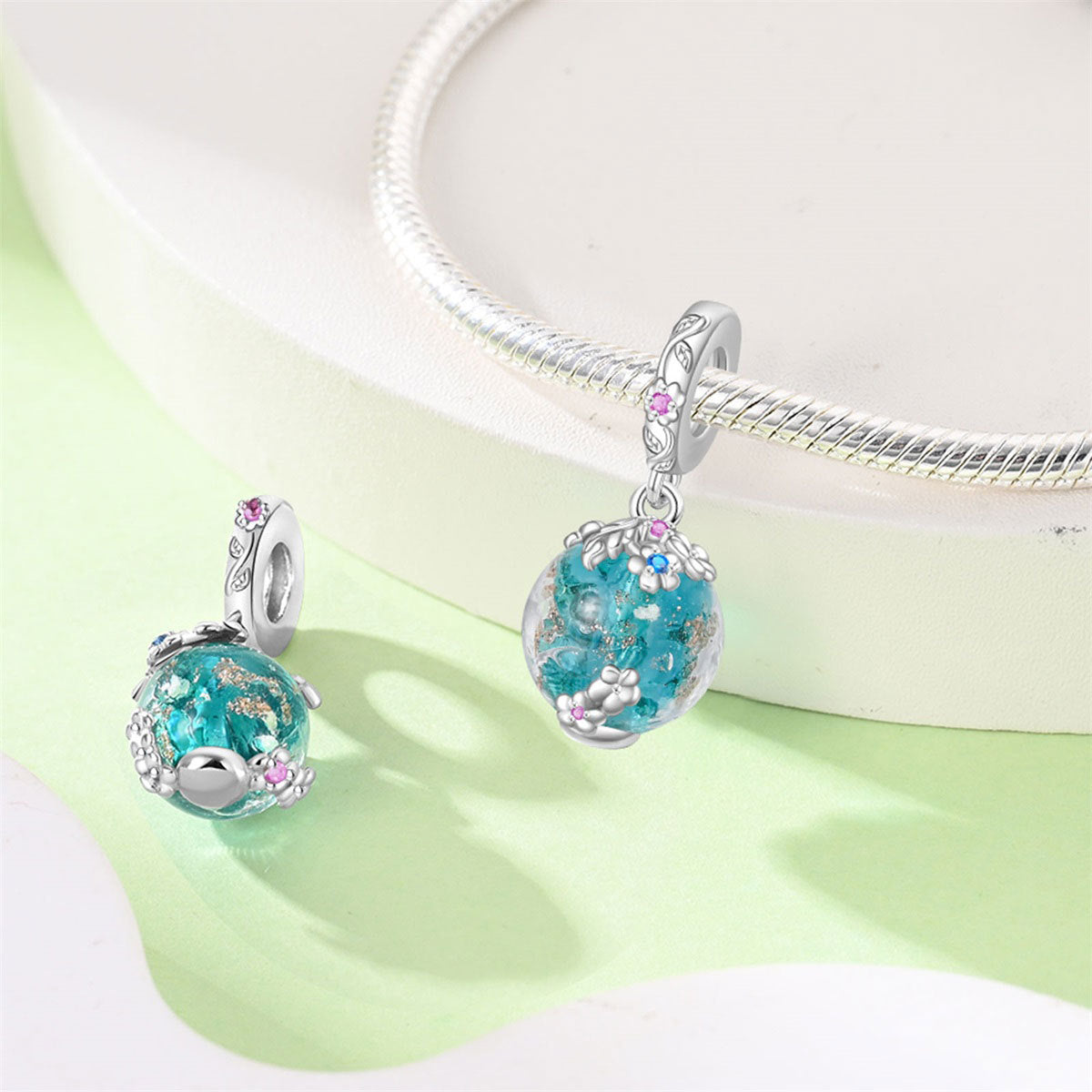 Glowing Luminous DIY Ornament – Leuchtende Frühlings-Charms aus Silberoptik - Lunastein