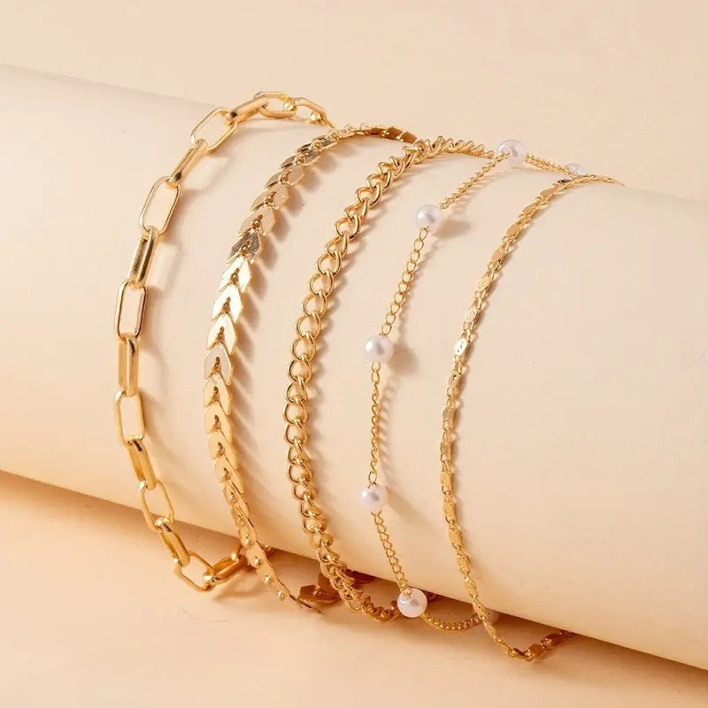 golden breeze – 5-teiliges perlen-fußkettchen-set für den sommer - lunastein - schmuck