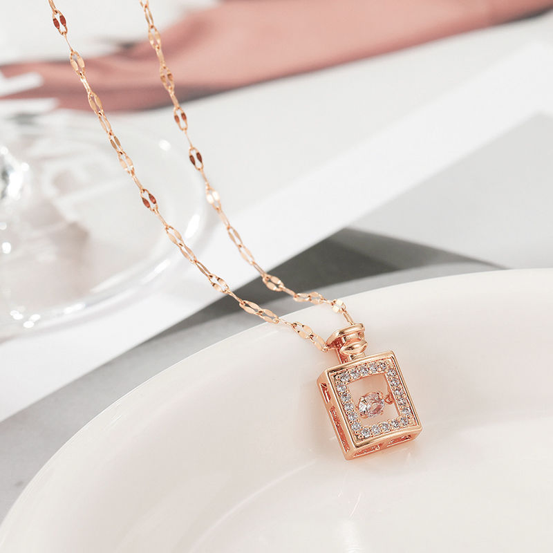 crown & charm – halskette mit zirkonia-anhänger in 11 zauberhaften designs - lunastein