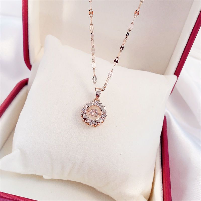 crown & charm – halskette mit zirkonia-anhänger in 11 zauberhaften designs - lunastein