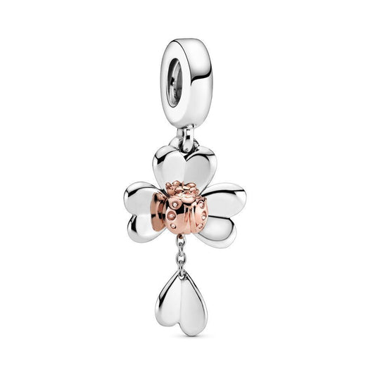 Lucky Day Charm – Glücksbringer-Anhänger mit Marienkäfer, Kleeblatt & Hufeisen - Lunastein
