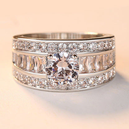 Sparkle Line – Breitband-Ring mit Zirkonia-Funkel - Lunastein