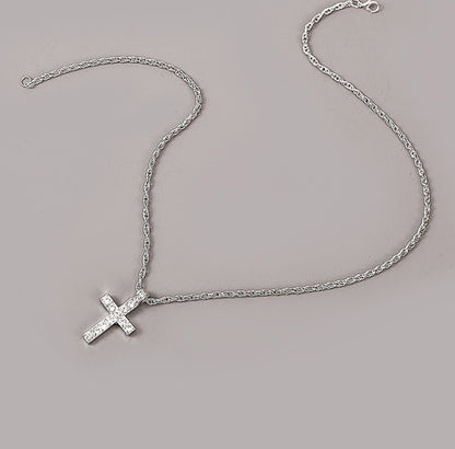 Faith Sparkle – Kreuz-Halskette mit Kristallbesatz in Silber oder Gold - Lunastein